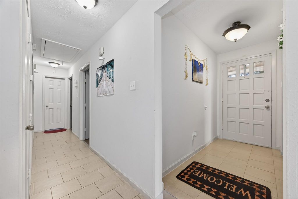 Photo of 10423 Permian Drive, Sugar Land, TX 77498 (MLS # 76574954)