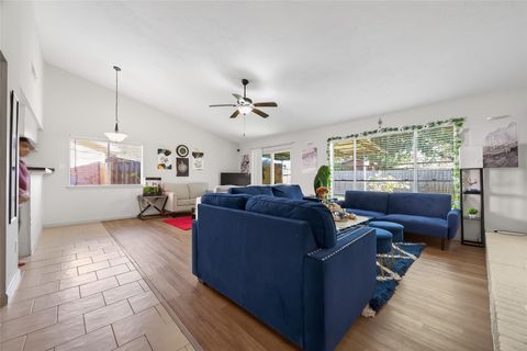 Photo of 10423 Permian Drive, Sugar Land, TX 77498 (MLS # 76574954)