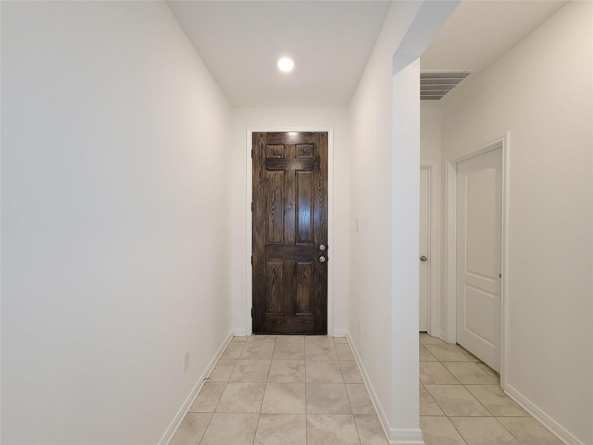2106 Damasi Ln