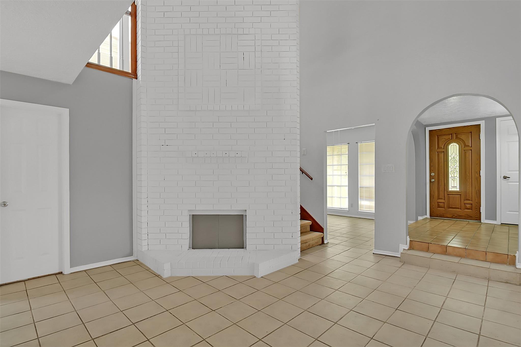 1519 Chertsey Circle