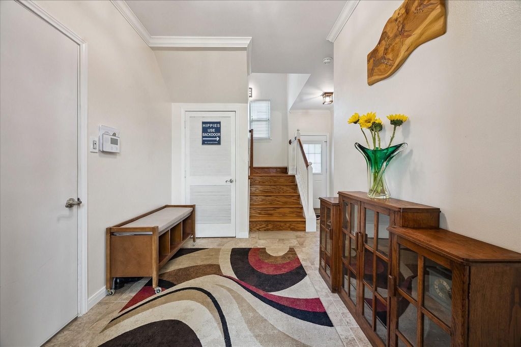 Photo of 1224 Crocker Street, Houston, TX 77019 (MLS # 80155044)