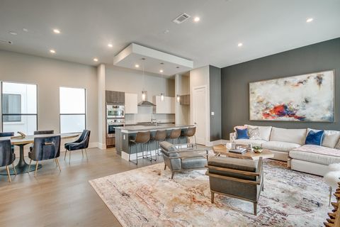 Photo of 1615 Wheeler Avenue #B, Houston, TX 77004 (MLS # 61801070) Photo of 1615 Wheeler Avenue #B, Houston, TX 77004 (MLS # 61801070)