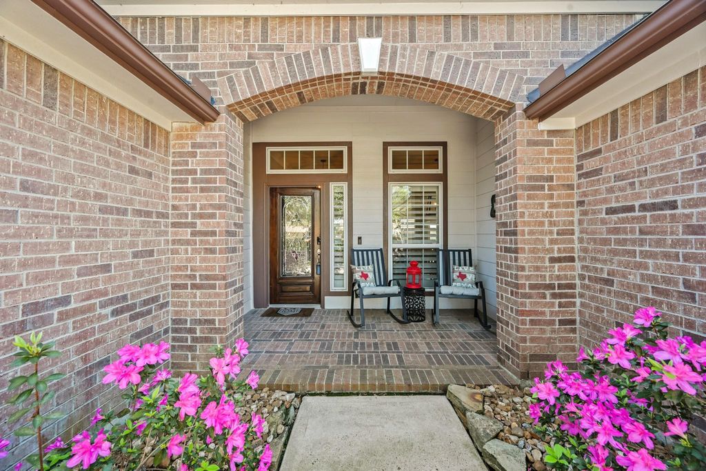 Photo of 12226 Fall River Pass Lane, Humble, TX 77346 (MLS # 54869817)