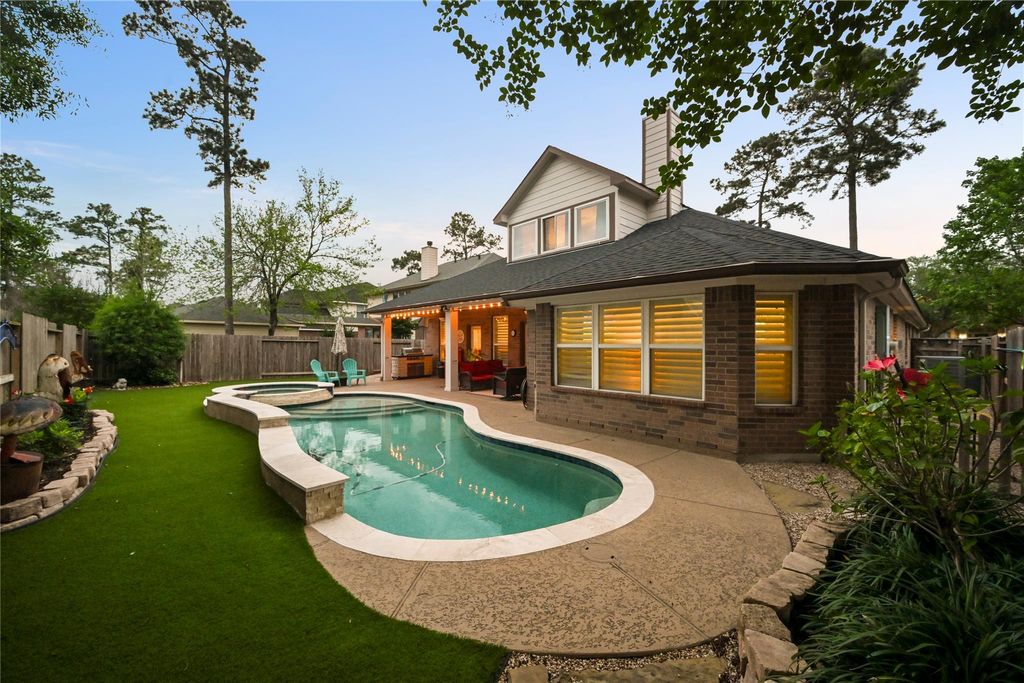 Photo of 12226 Fall River Pass Lane, Humble, TX 77346 (MLS # 54869817)