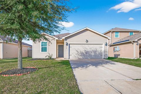 Photo of 995 Lake View Circle W, Brookshire, TX 77423 (MLS # 69968011)