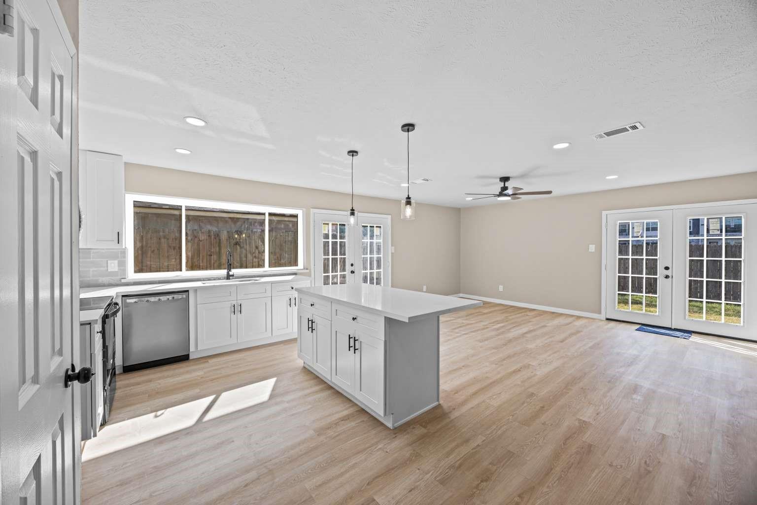 2207 Anthony Hay Lane