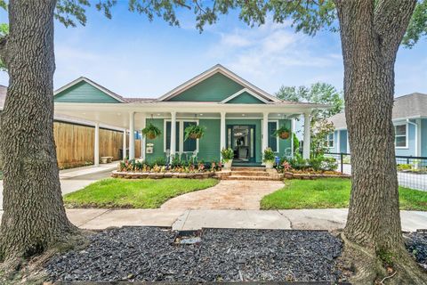 Photo of 1114 W Cottage Street, Houston, TX 77009 (MLS # 28844071)