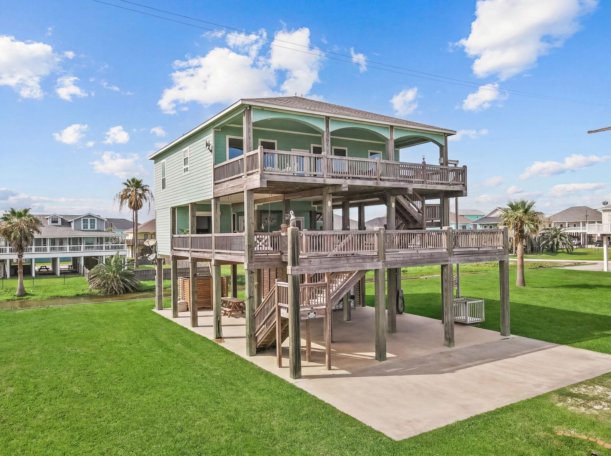 2929 Lakeside