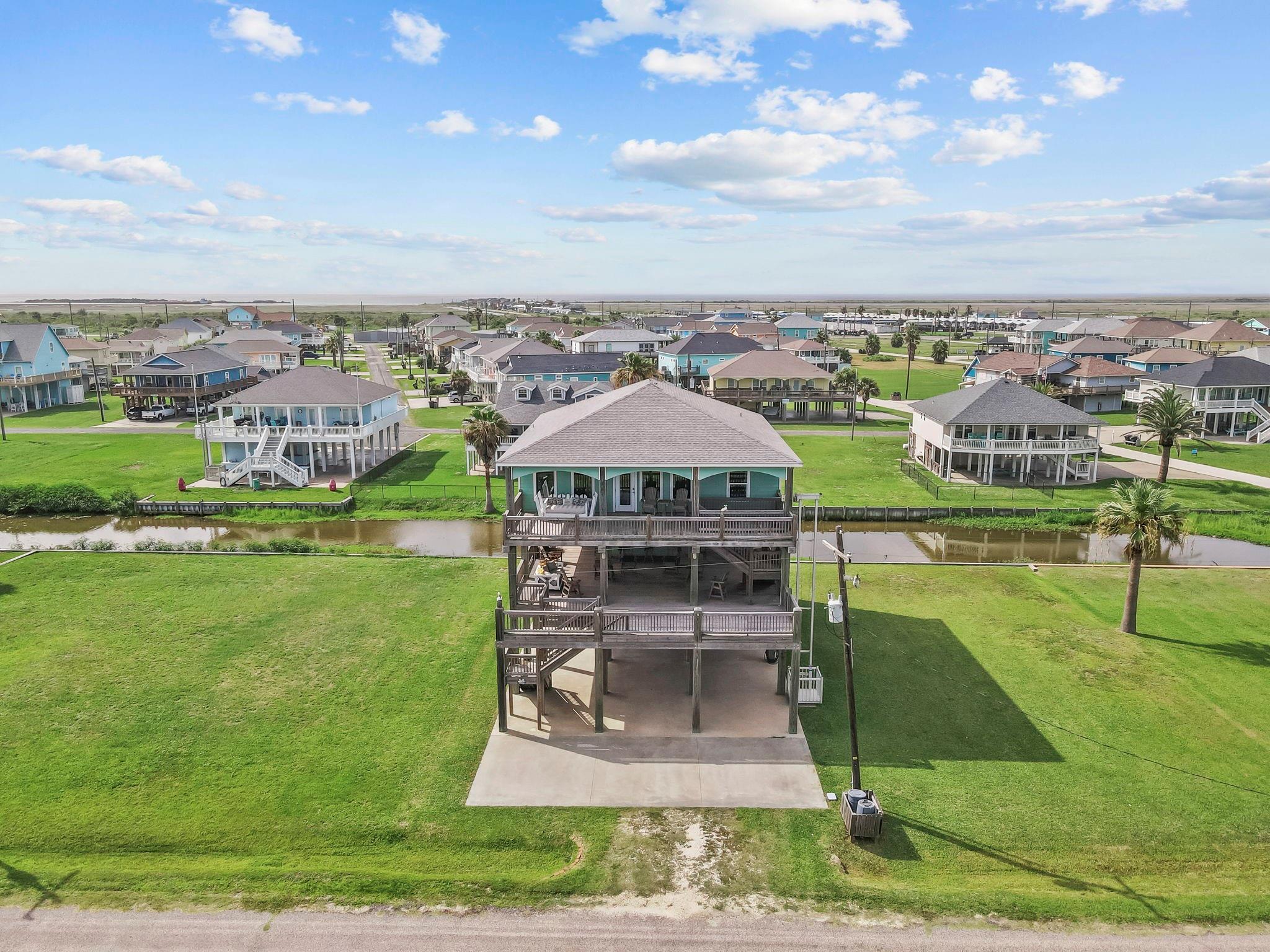 2929 Lakeside