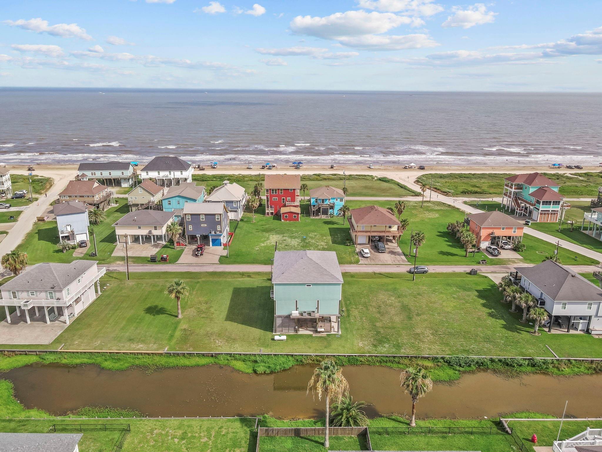 2929 Lakeside