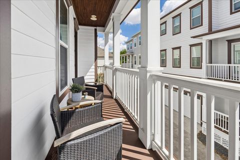 Tiny photo for 1427 W 23rd Street #B, Houston, TX 77008 (MLS # 10157141)