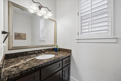 Tiny photo for 1427 W 23rd Street #B, Houston, TX 77008 (MLS # 10157141)