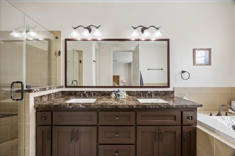 Tiny photo for 1427 W 23rd Street #B, Houston, TX 77008 (MLS # 10157141)