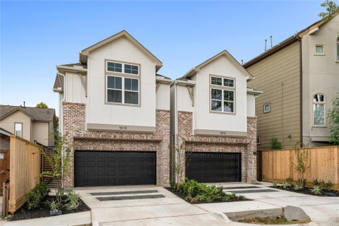 Photo of 5016 Schuler Street, Houston, TX 77007 (MLS # 82100238)