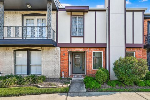 Photo of 14387 Misty Meadow Lane, Houston, TX 77079 (MLS # 19893870)