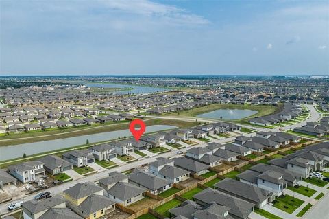 Photo of 7411 Victoria Brook Trace, Richmond, TX 77407 (MLS # 60717644)