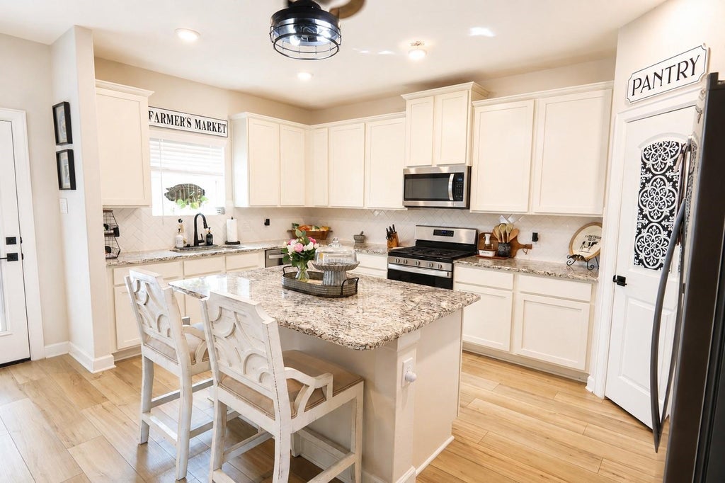Photo of 837 Dawn Redwood Court, Conroe, TX 77304 (MLS # 68163834)
