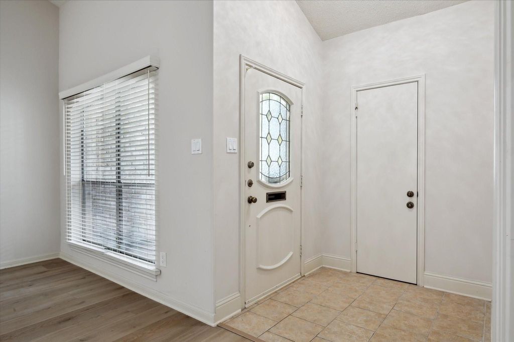 Photo of 1808 S Gessner Road, Houston, TX 77063 (MLS # 73790019)