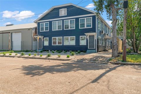 Photo of 305 Roberts Street #1, Houston, TX 77003 (MLS # 98034732)