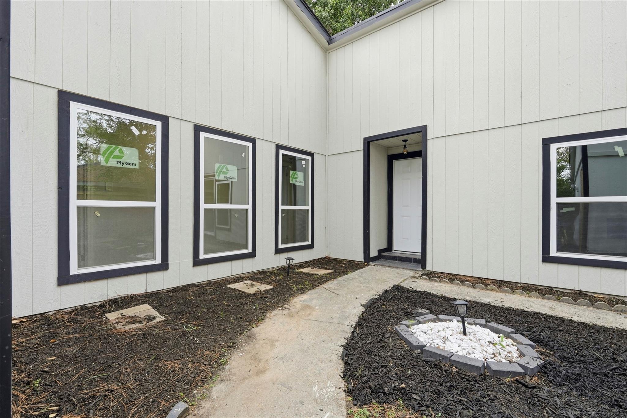 5603 Circlegate Drive