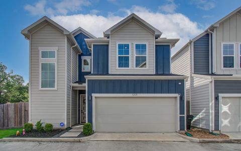 Photo of 1221 W Tidwell Road, Houston, TX 77091 (MLS # 82924185)