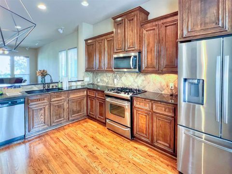 Photo of 2325 Hutchins Street Street, Houston, TX 77004 (MLS # 48897861)