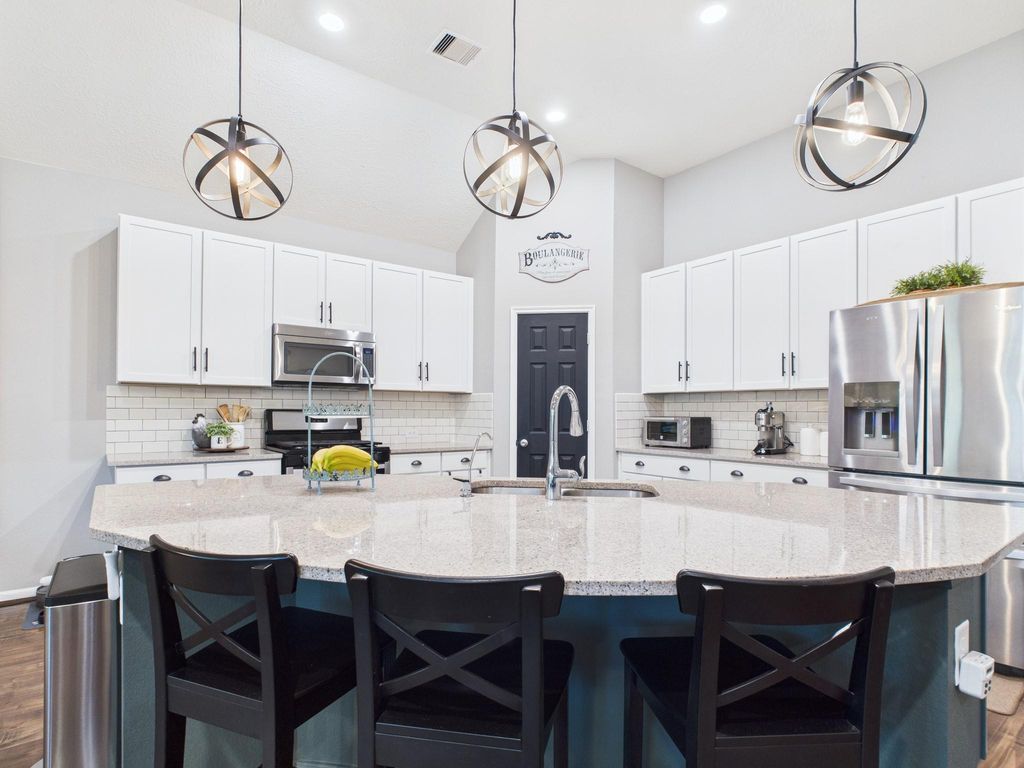 Photo of 6003 Rivergrove Bend Drive, Humble, TX 77346 (MLS # 36523302)