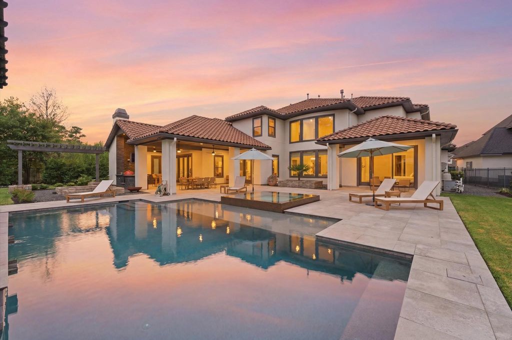 Photo of 63 W Loftwood Circle, The Woodlands, TX 77382 (MLS # 27961253)