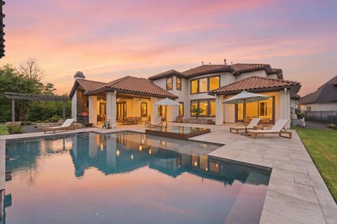 Photo of 63 W Loftwood Circle, The Woodlands, TX 77382 (MLS # 27961253)