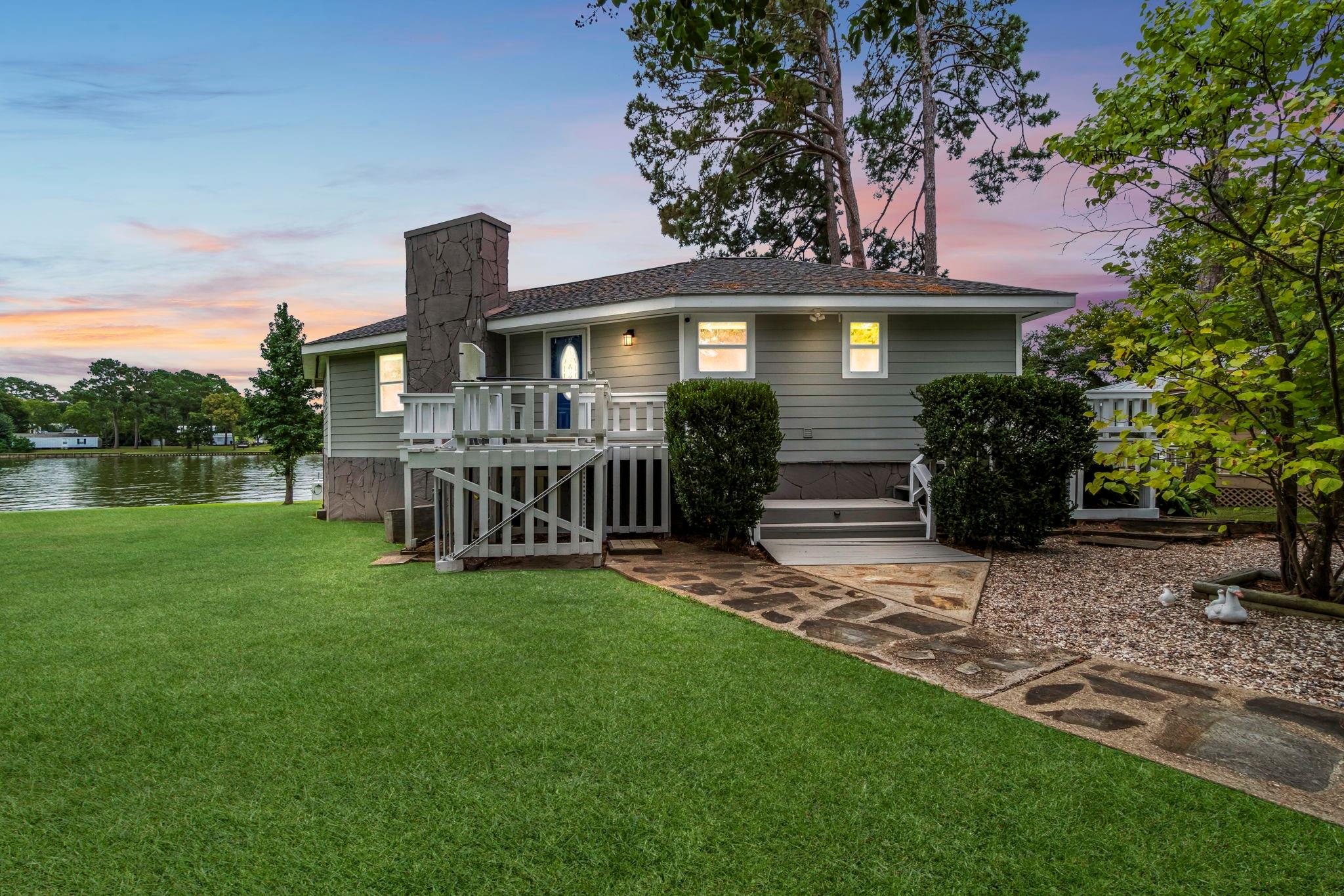 15134 Cozy Cove Lane