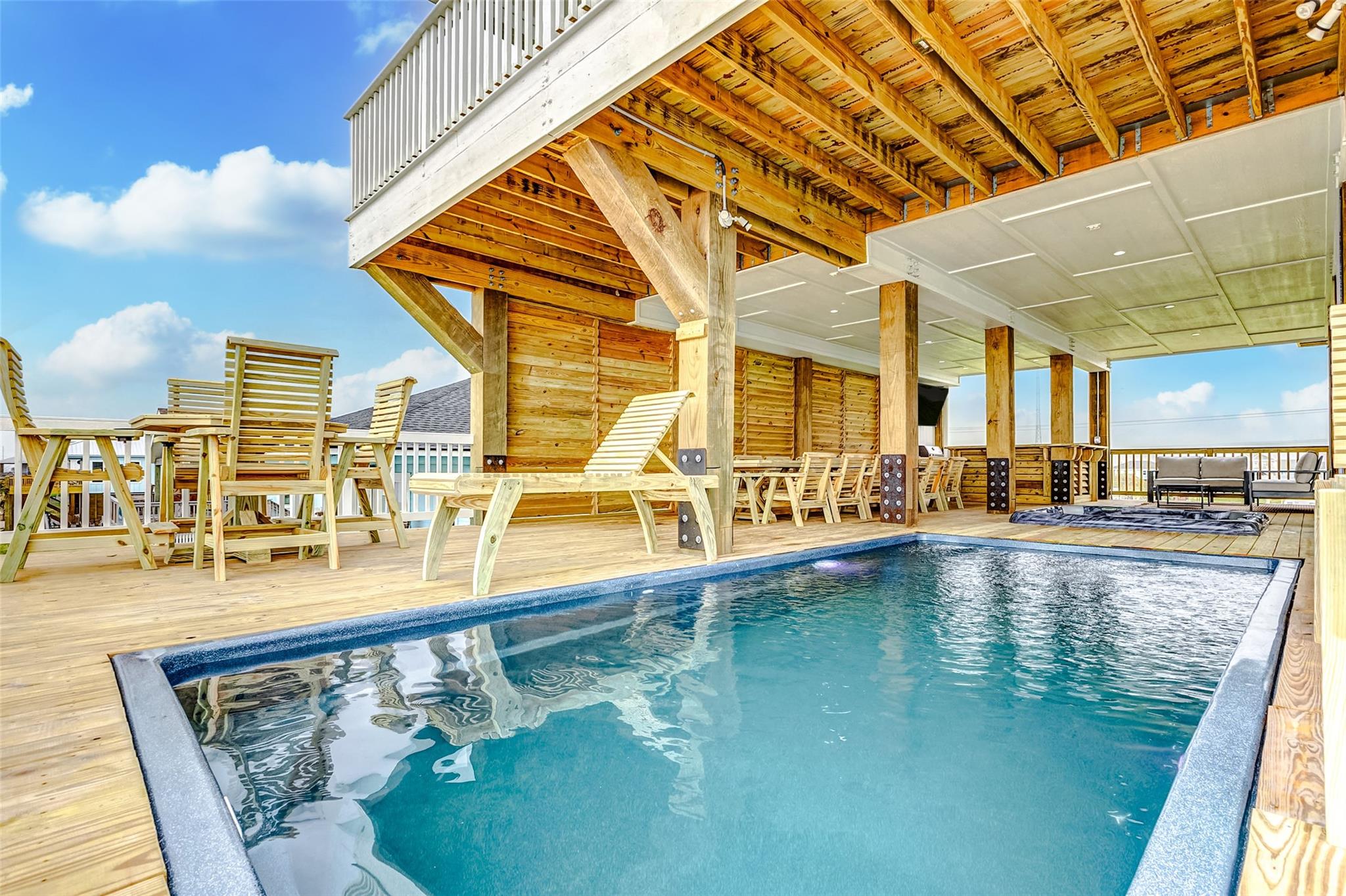 Gilchrist, Texas, 77617, United States, 3 Bedrooms Bedrooms, ,4 BathroomsBathrooms,Residential,Active,2041398