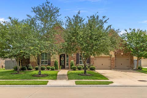 Photo of 11912 Linden Walk Lane, Pearland, TX 77584 (MLS # 90201716)