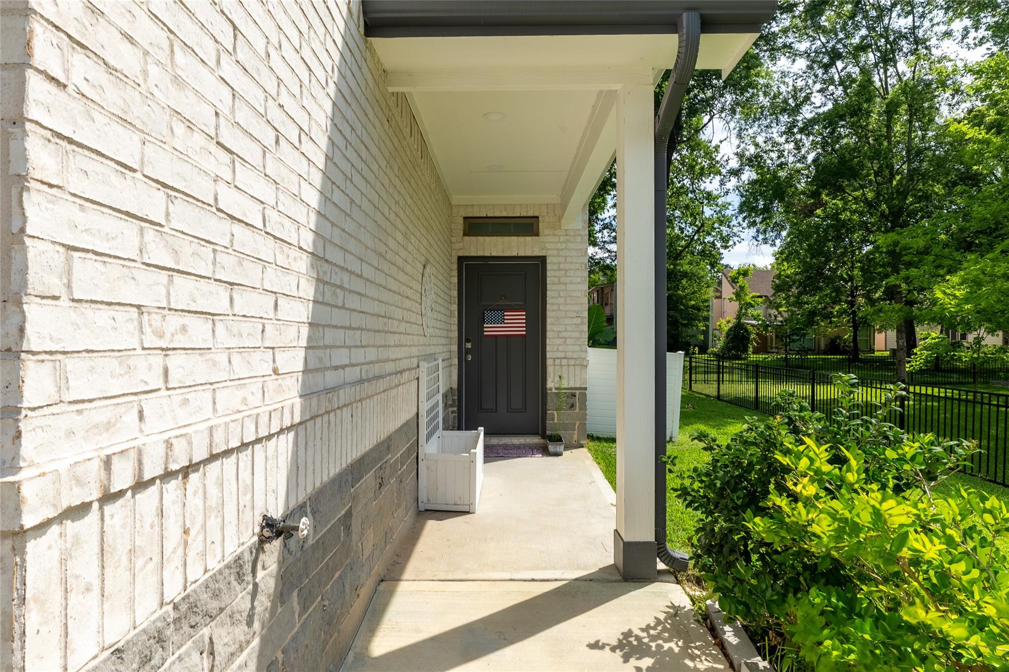 14802 Libra Court