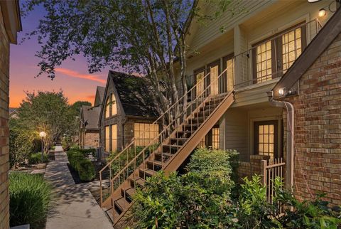 Photo of 2425 Holly Hall Street #D59, Houston, TX 77054 (MLS # 84983636)
