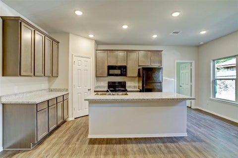 Photo of 409 S 12th Street #B, Conroe, TX 77301 (MLS # 83612827)