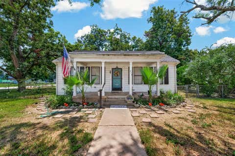 Photo of 416 E Caney Street, Wharton, TX 77488 (MLS # 36454911)