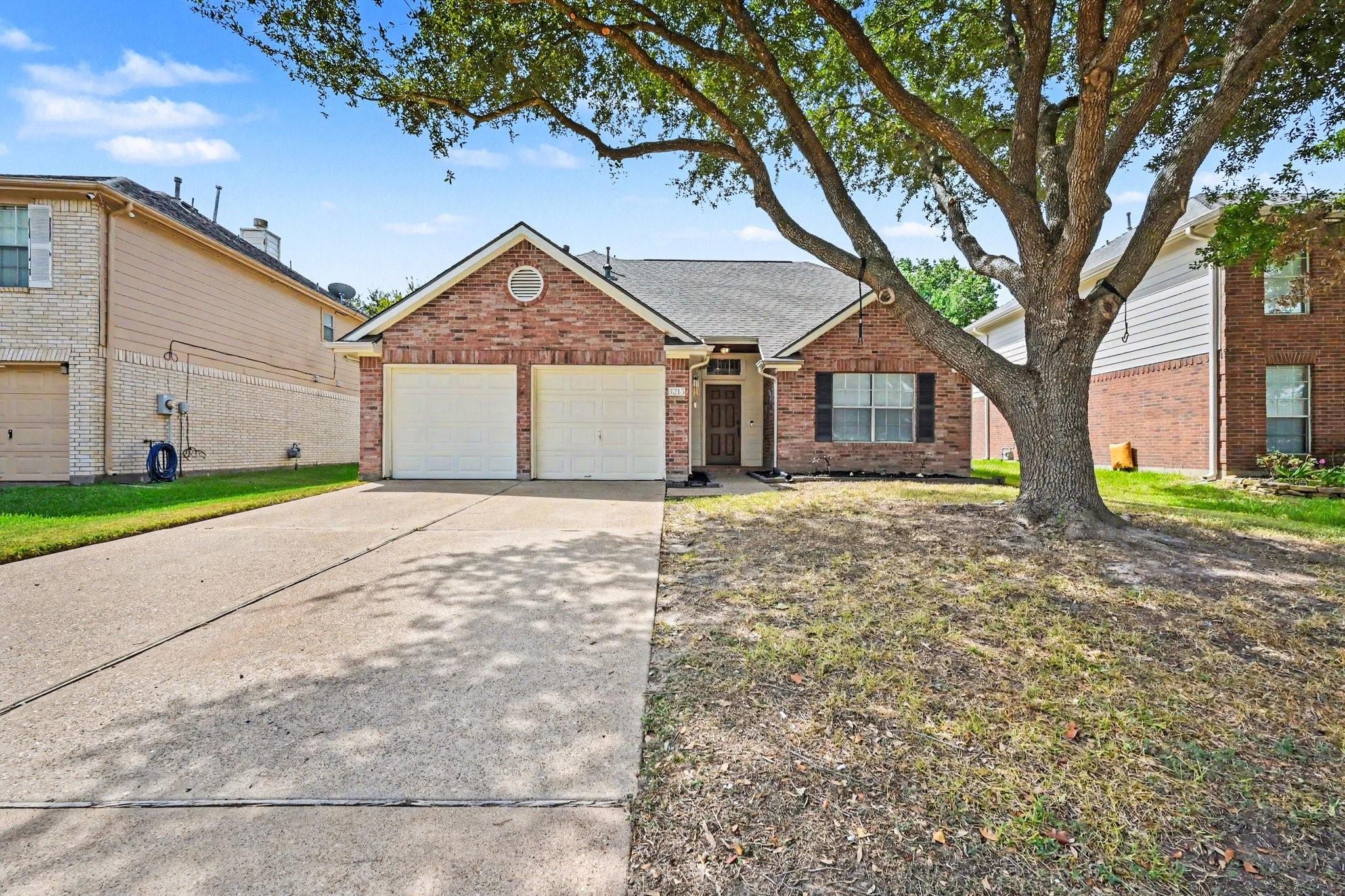 3215 Lantern Bay Lane