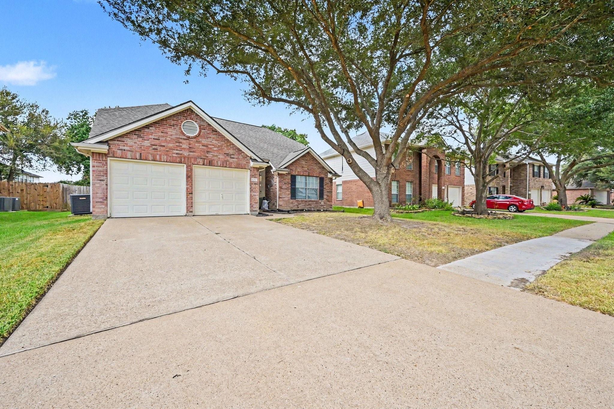 3215 Lantern Bay Lane