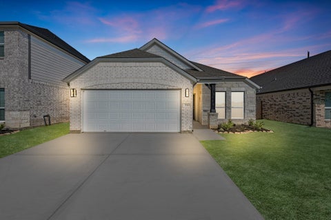 Photo of 2530 Ivory Basewood Lane, Katy, TX 77493 (MLS # 7305325)