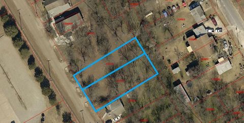 Vacant Land For Sale - 835 S Main Street<br/> Corsicana, TX 75110