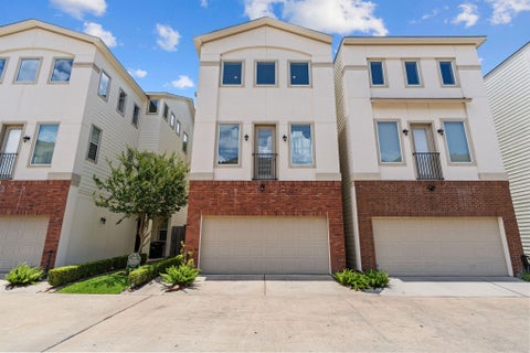 Photo of 1207 Cedarpost Tree Springs Place, Houston, TX 77055 (MLS # 25149417)