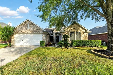 Photo of 2119 Hannover Way, Spring, TX 77388 (MLS # 68412884)