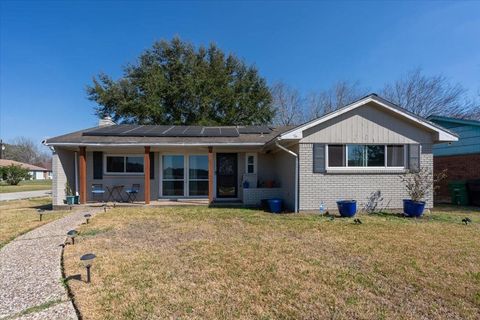 Photo of 10601 Buffum Street, Houston, TX 77051 (MLS # 6024810)