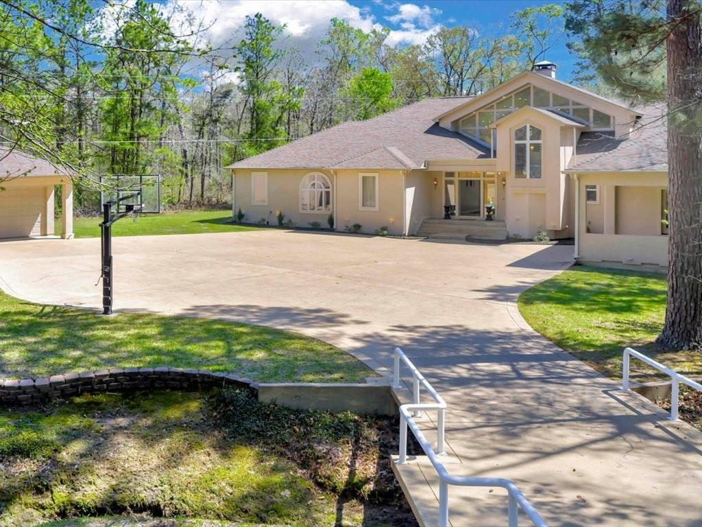 205 Twin Creek Street