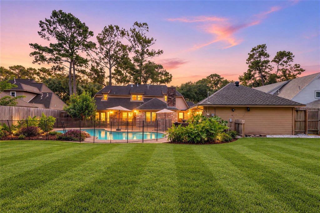 Photo of 5114 Pebble Springs Drive, Houston, TX 77066 (MLS # 13601847)