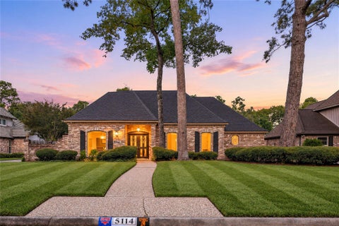 Photo of 5114 Pebble Springs Drive, Houston, TX 77066 (MLS # 13601847)