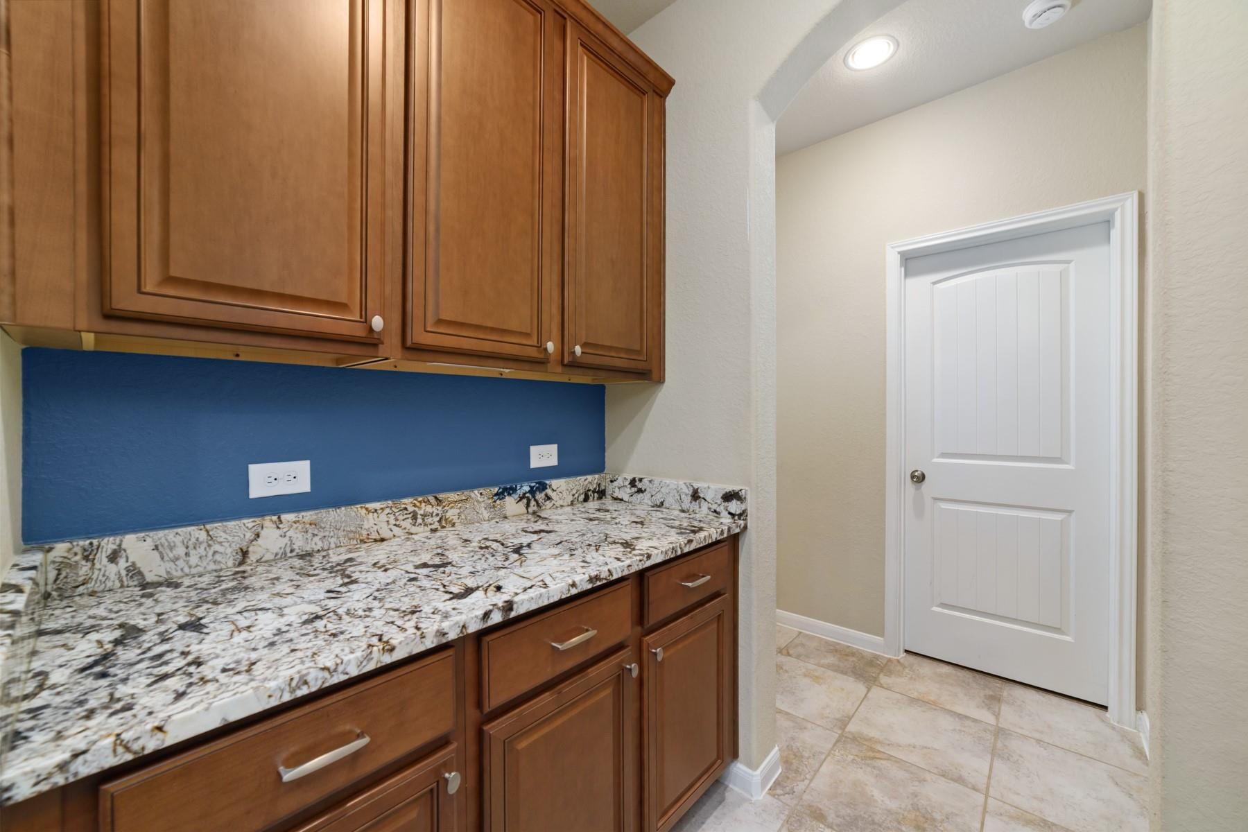 17003 Hinkley Glen Court