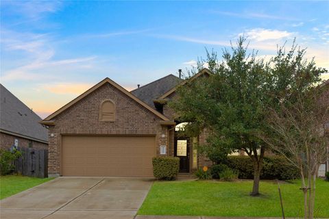 Photo of 4410 Fenetre Forest Street, Katy, TX 77493 (MLS # 28855234)