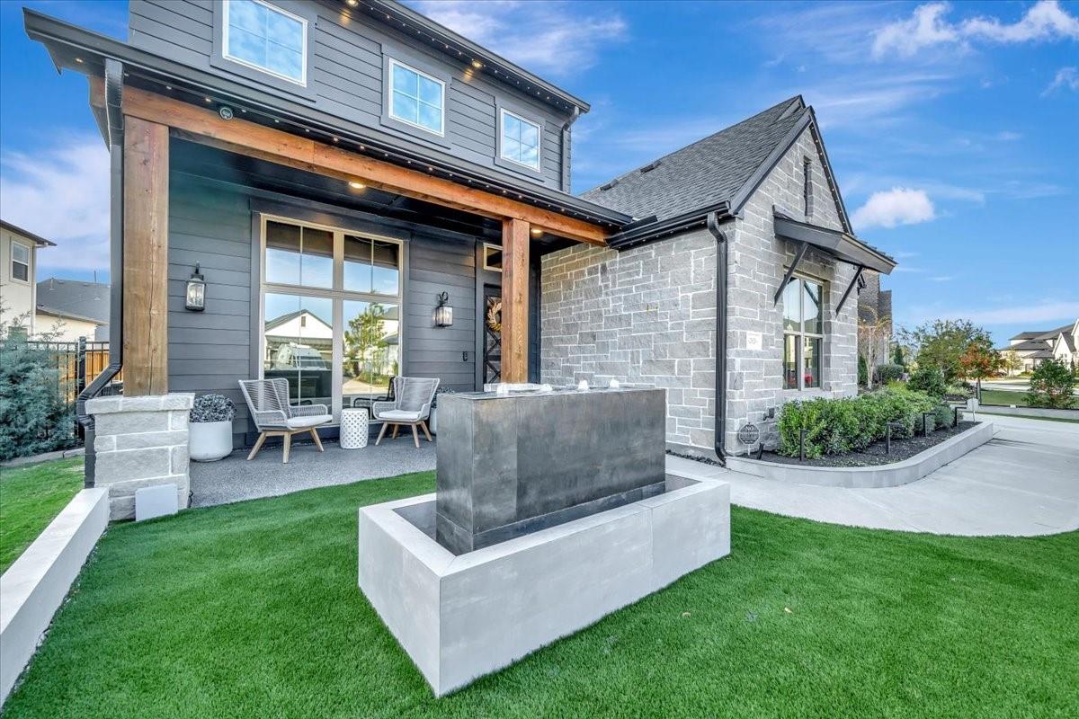 28026 Royal Swan Lane