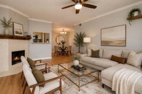 Condo For Sale - 4633 Wild Indigo Street #552<br/> Houston, TX 77027